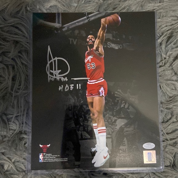 Artis Gilmore Autographed Chicago Bulls 8x10 inch Poster Basketball HOF Fanatics - Picture 1 of 6